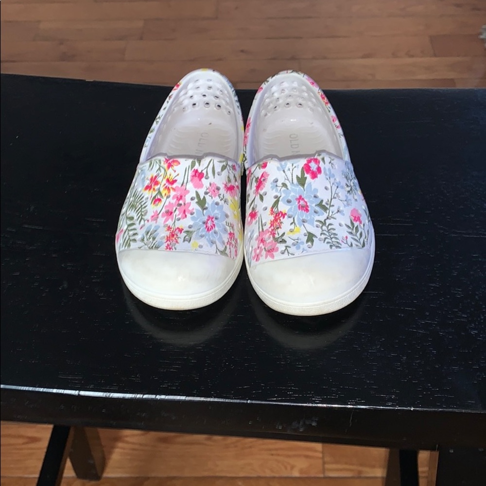 Old navy toddler girl size 5 slip on sneakers